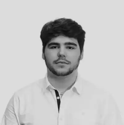 portrait d'Alexis, développeur wordpress chez Kwalt Digital, agence web à Toulouse